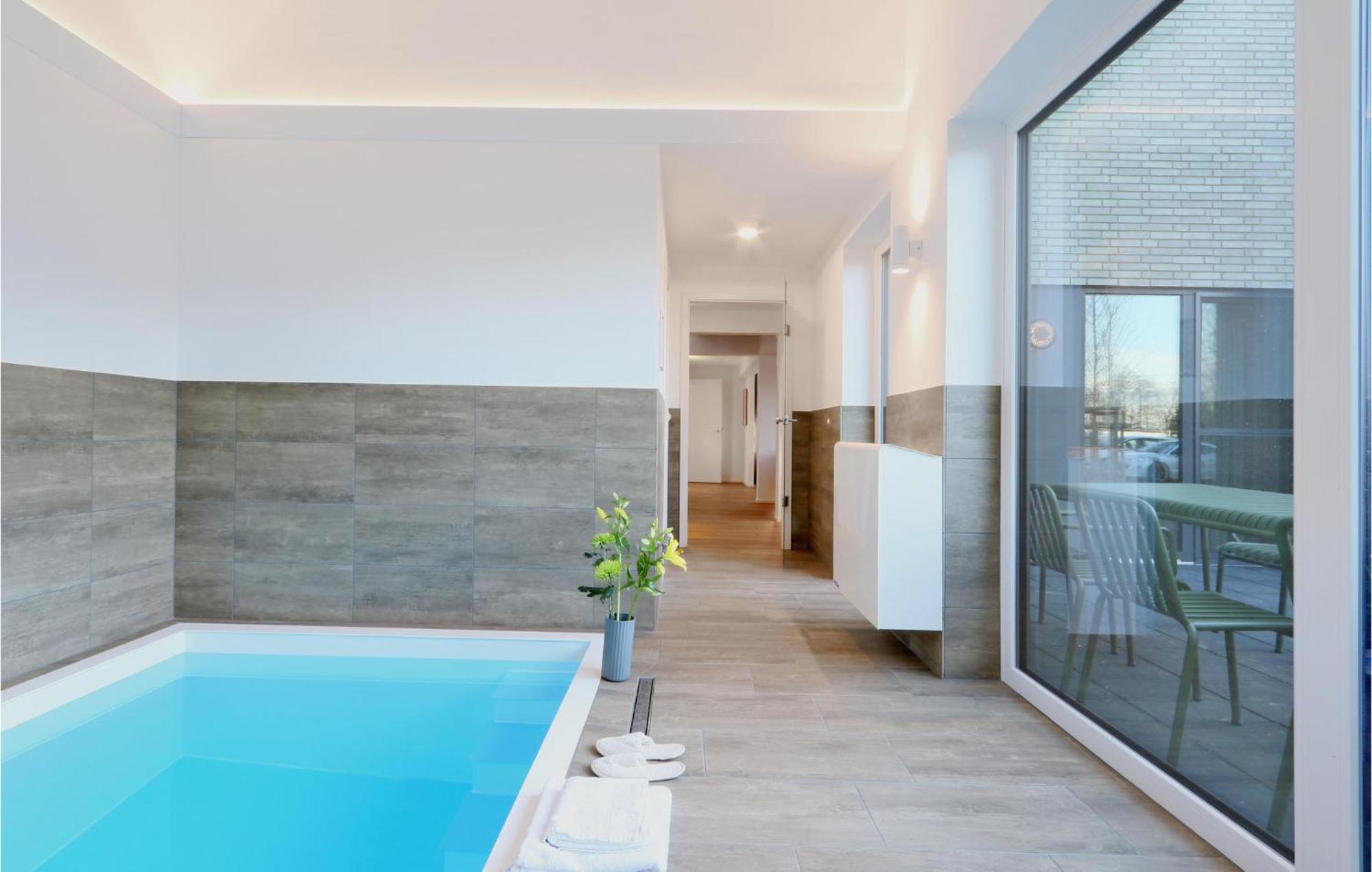 Nice Home In Lembruch-Duemmer See With Sauna Exterior photo